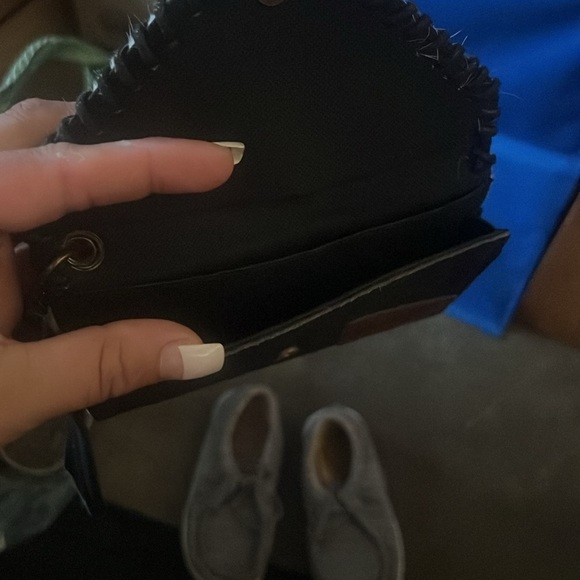 Very Cool Genuine Leather Black And White 2 Pocket Clutch - Picture 3 of 3